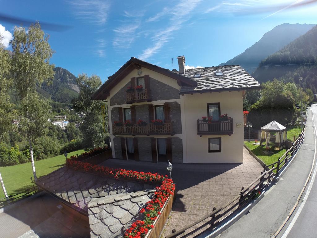 Hotel Stella Del Nord Courmayeur Exterior foto